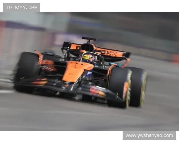 F1赛季最新动态：迈凯伦再创新高，红牛继续主宰赛场