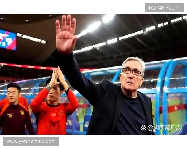 国足备战世预赛关键战新帅战术调整引发球迷热议加强年轻球员使用与联赛联动 国足备战世预赛关键战新帅战术调整引发球迷热议加强年轻球员使用与联赛联动