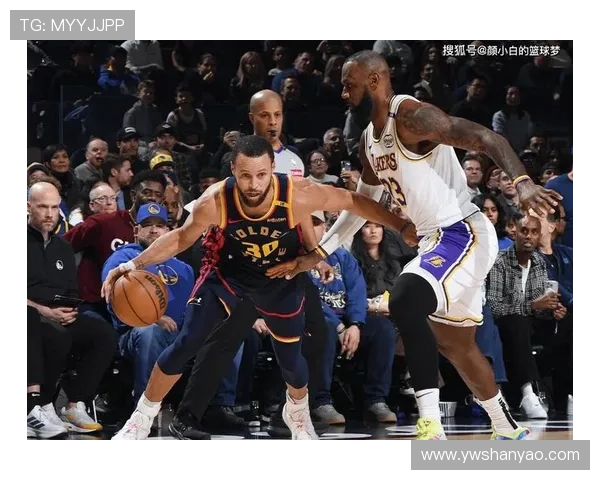 湖人逆转勇士詹姆斯砍下三双再创纪录年轻球员表现抢眼 湖人逆转勇士詹姆斯砍下三双再创纪录年轻球员表现抢眼